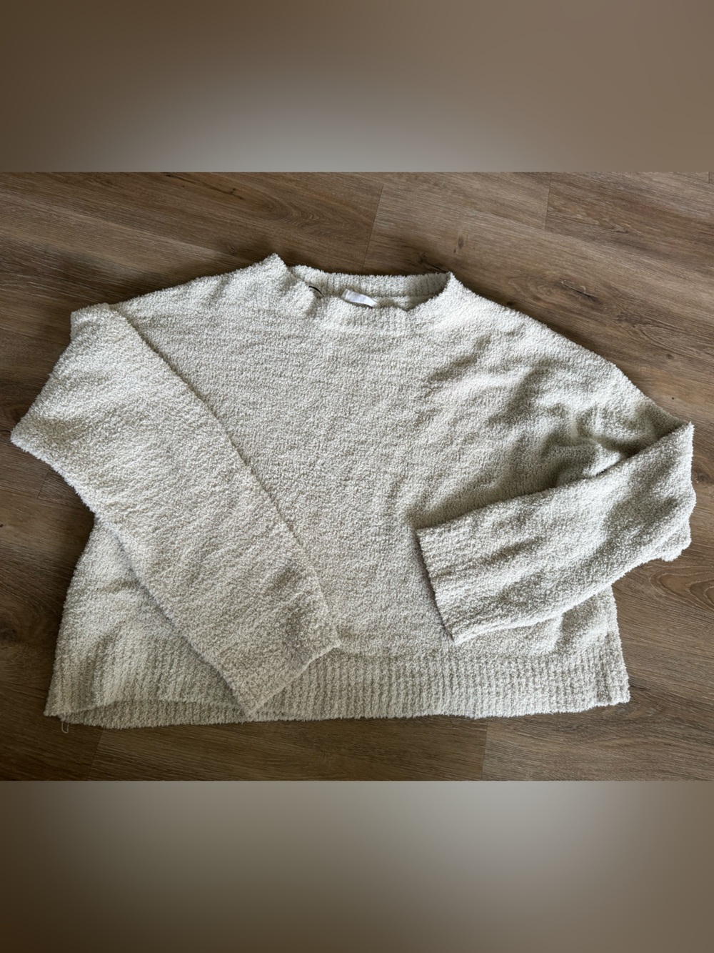 Cozy Cream Bouclé cropped Crewneck Sweater - Women's large